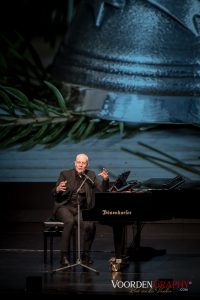 2024 Rüsselsheim singt! - Mitsingkonzert mit Rüdiger Schmidt @ Theater Rüsselsheim